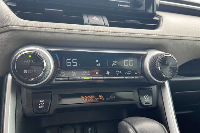 Used 2021 White Toyota XLE image 28