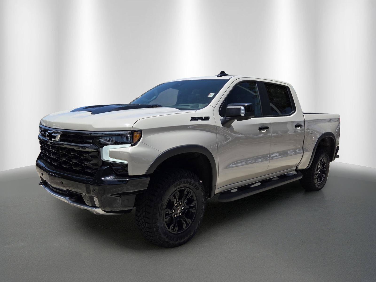 2026 Chevrolet Silverado 1500 ZR2 - Photo 2