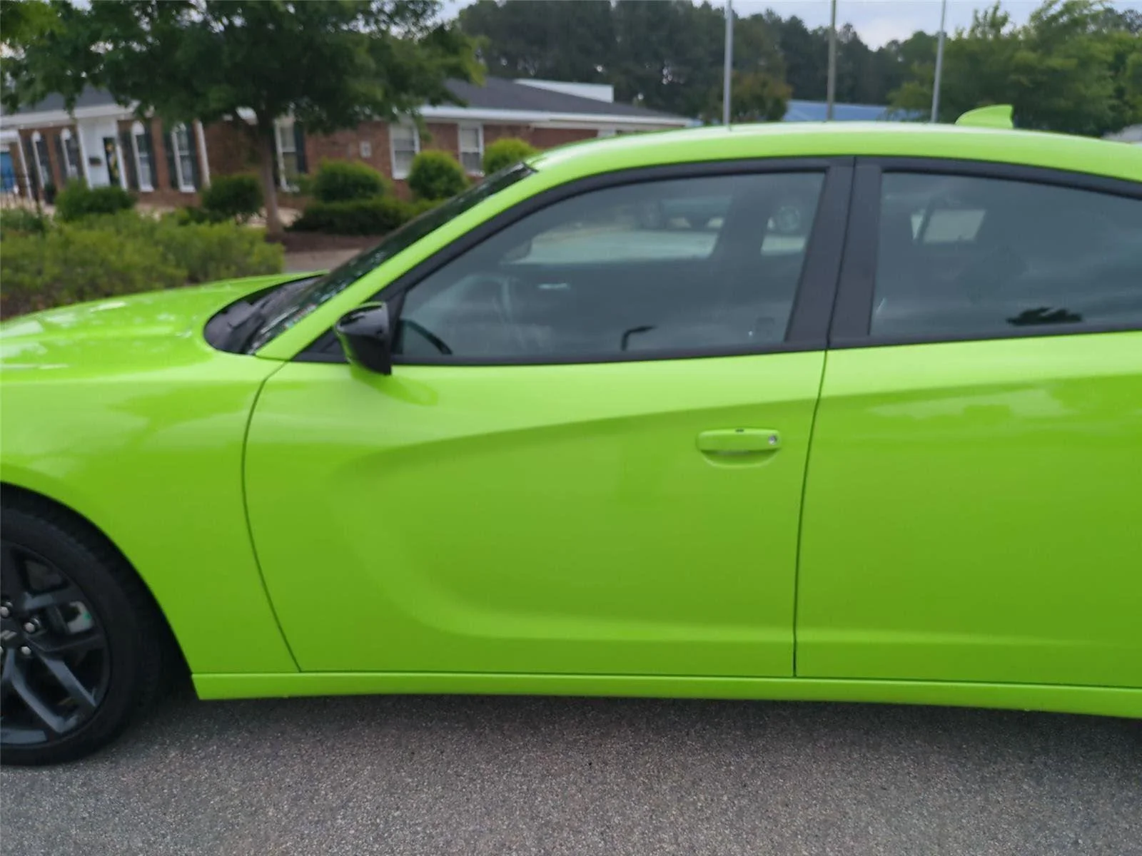Used 2023 Sublime Metallic Clearcoat Dodge SXT image 15