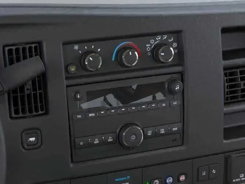 New 2025 Quicksilver Metallic GMC LT image 13