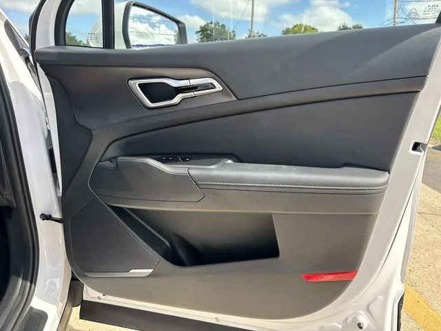 Used 2026 White Kia EX image 27