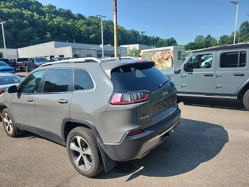 Used 2021 Gray Jeep Limited image 7
