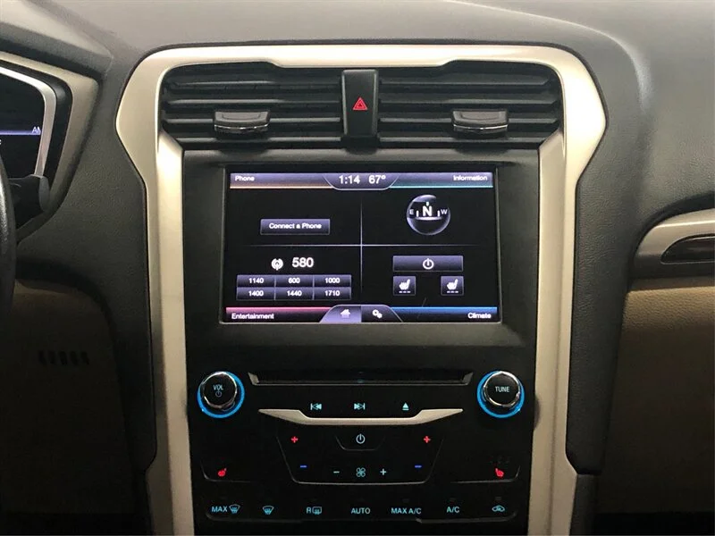 Used 2013 Oxford White Ford SE Hybrid image 12