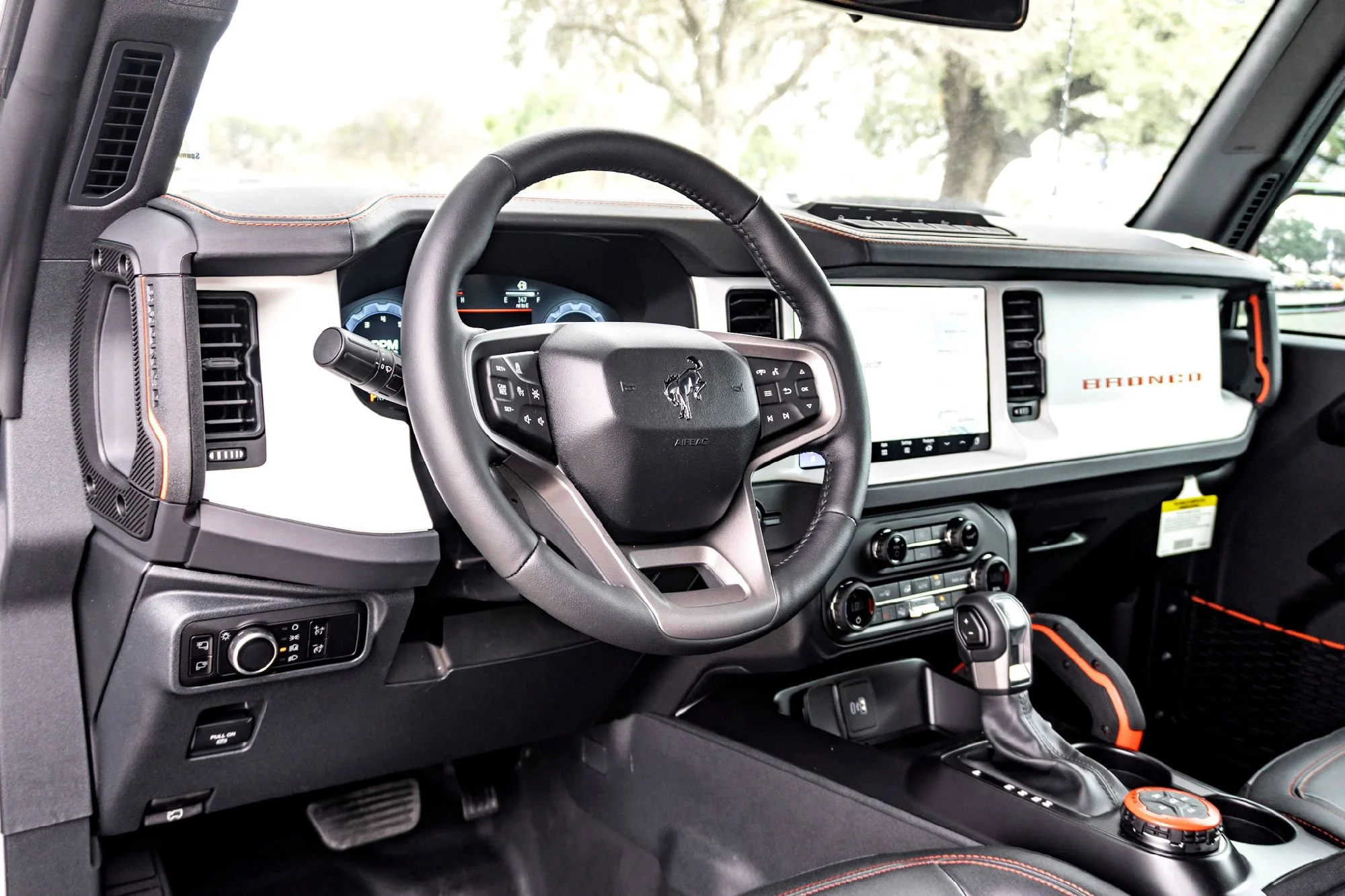 New 2025 Oxford White Ford Stroppe Edition image 11