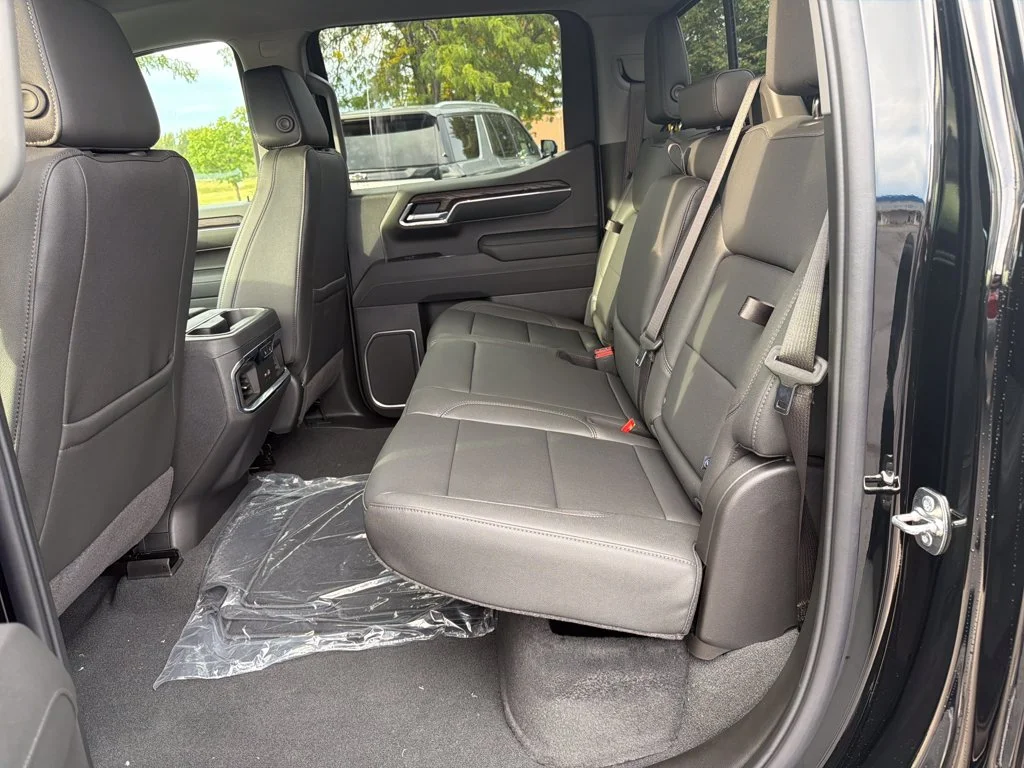 2026 GMC Sierra 1500 SLT - Photo 25