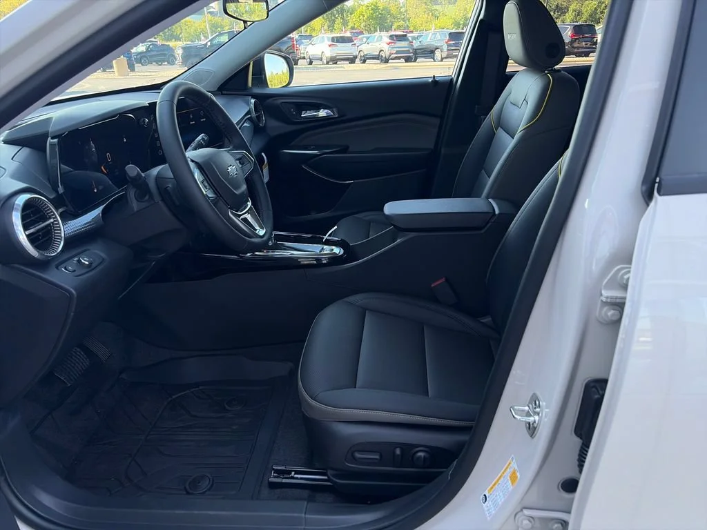 New 2026 White Sands Chevrolet ACTIV image 24