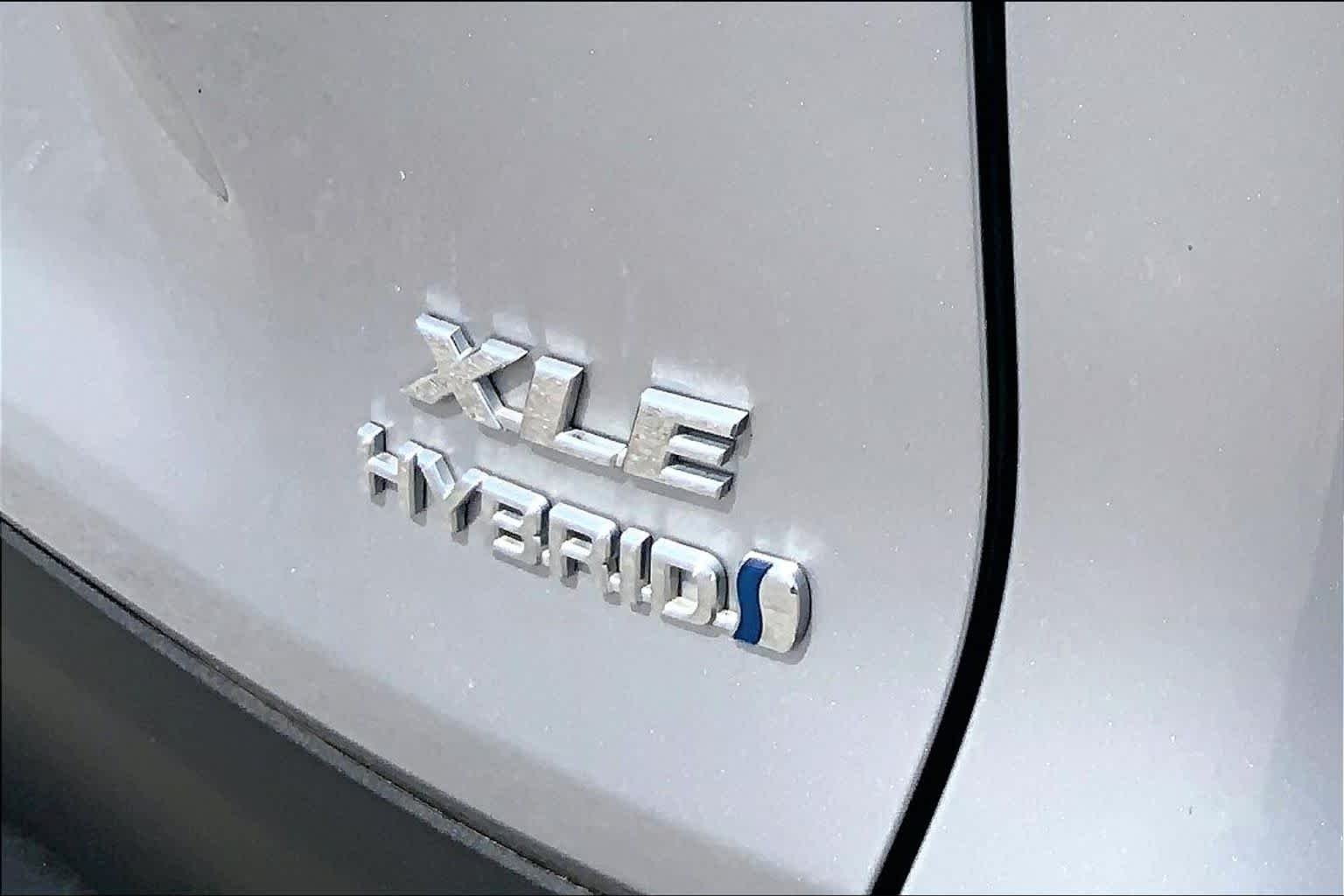 Used 2022 Silver Sky Metallic Toyota Hybrid XLE image 30