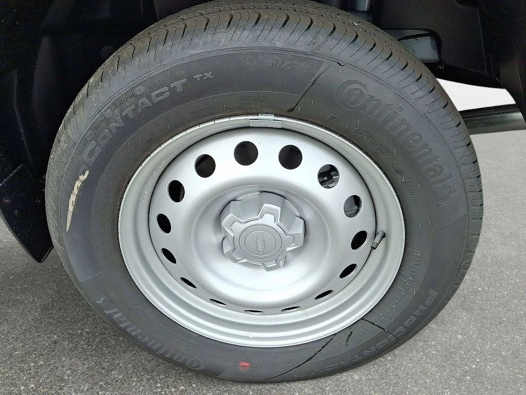New 2026 Carbonized Gray Metallic Ford XL image 6