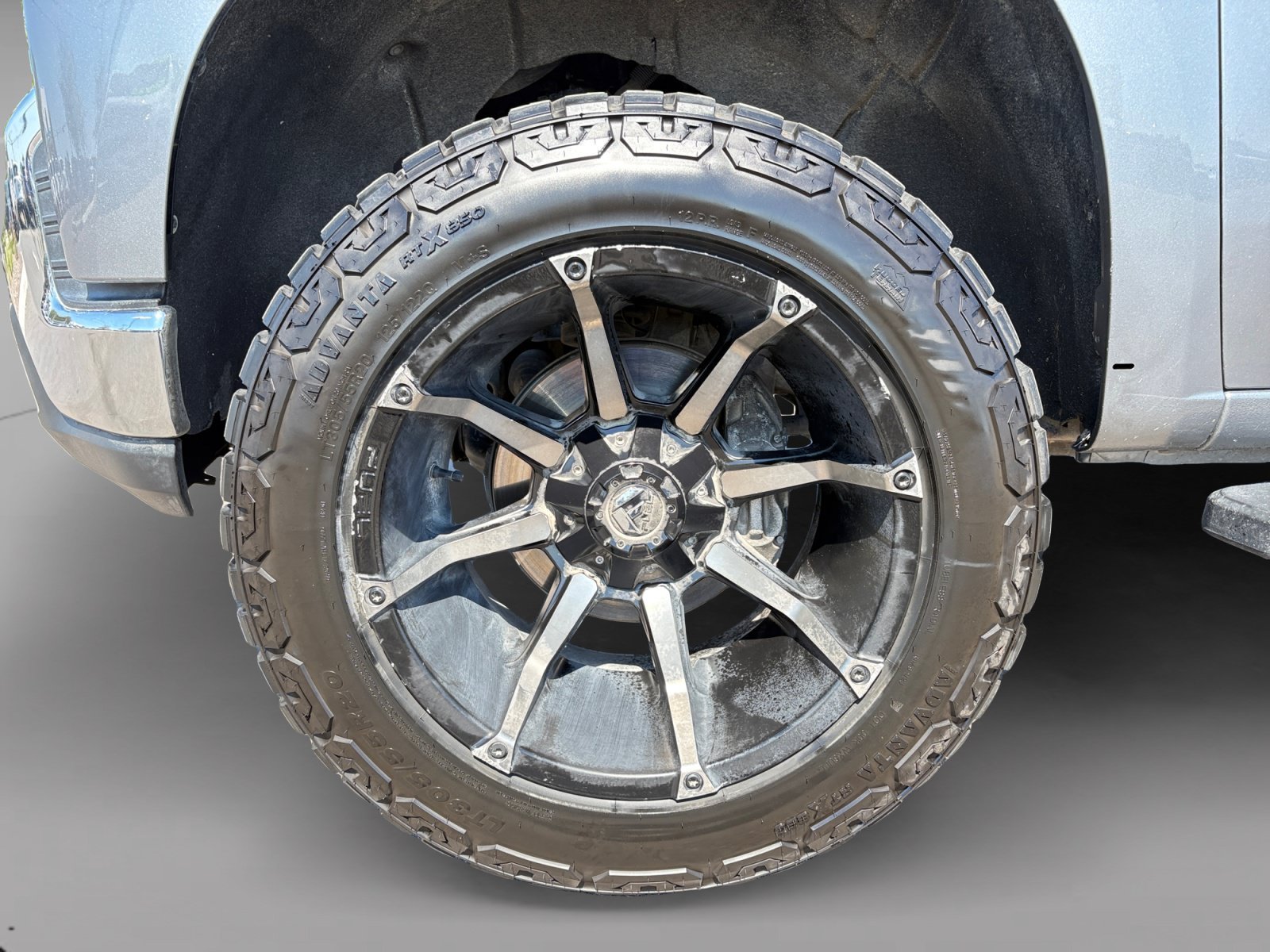 Used 2020 Satin Steel Metallic Chevrolet LT image 9