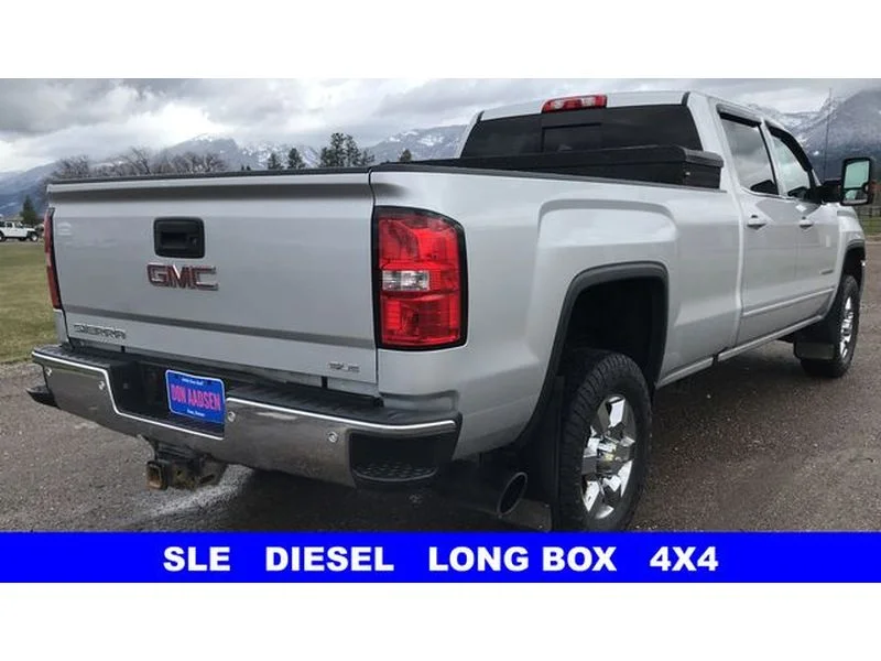 Used 2017 Quicksilver Metallic GMC SLE image 22