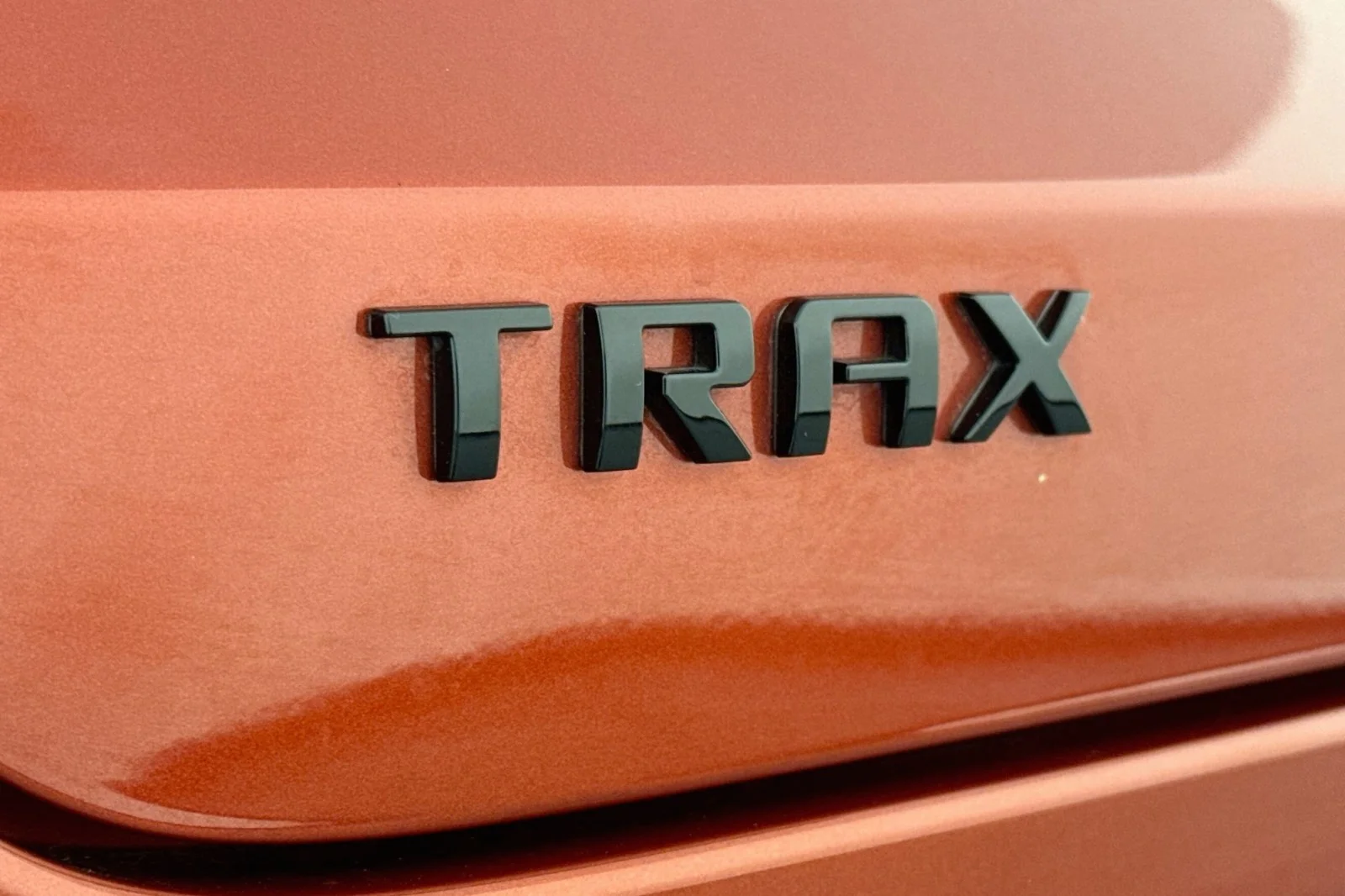 Used 2024 CAYENNE ORANGE Chevrolet 2RS image 9