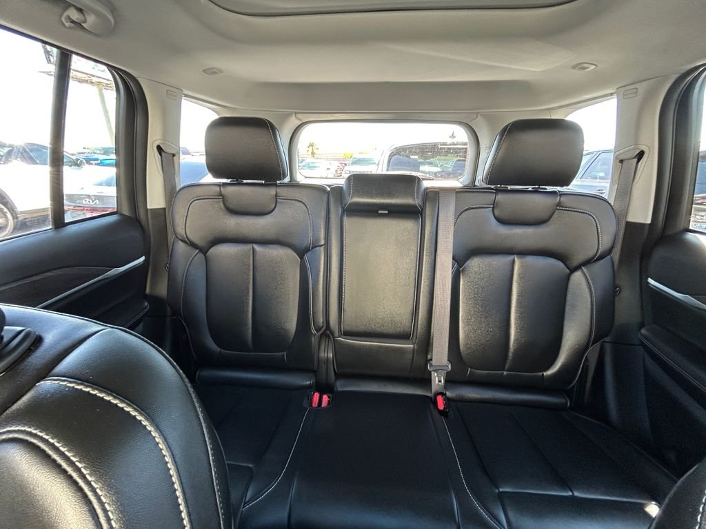 Used 2023 White Jeep Limited image 19
