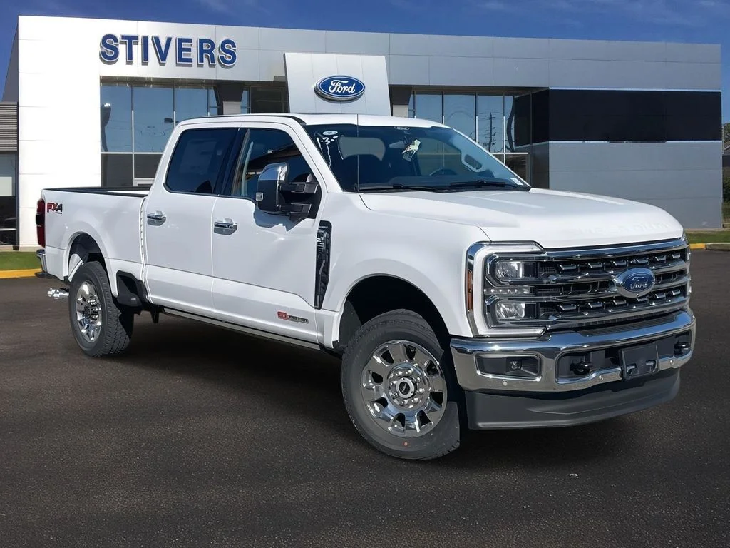 New 2026 Oxford White Ford F-250® Lariat® image 1