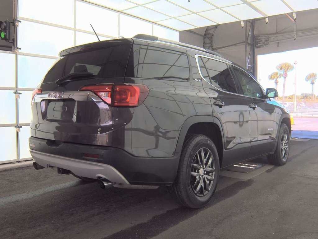 2017 Gmc Acadia SLT photo 3