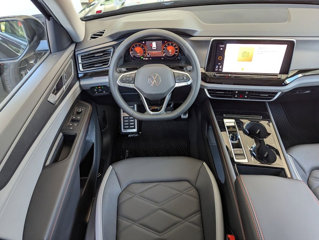 2026 Volkswagen Atlas Atlas Peak Edition - Photo 14