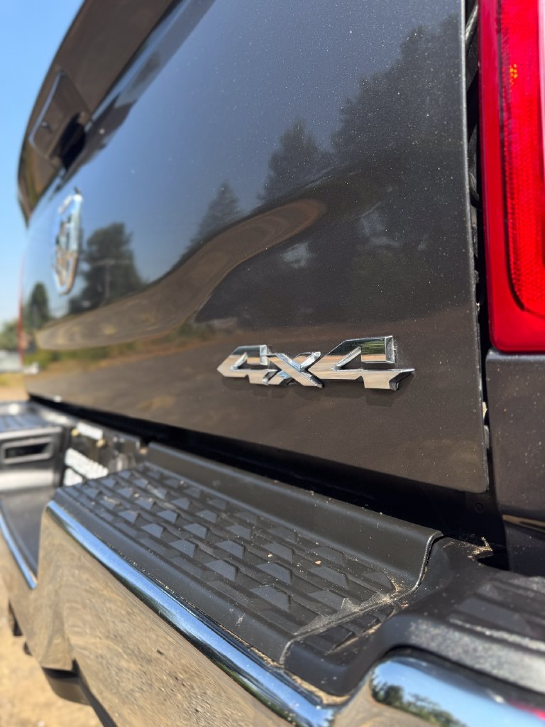 Used 2021 Granite Crystal Metallic Clearcoat Ram Big Horn image 48