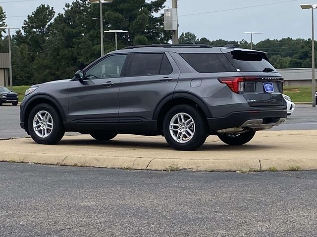 New 2026 Carbonized Gray Metallic Ford Active image 5