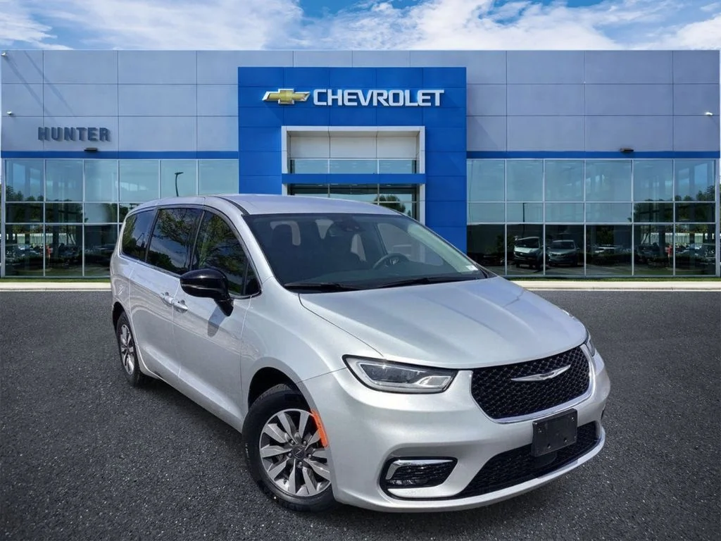 2024 Chrysler Pacifica