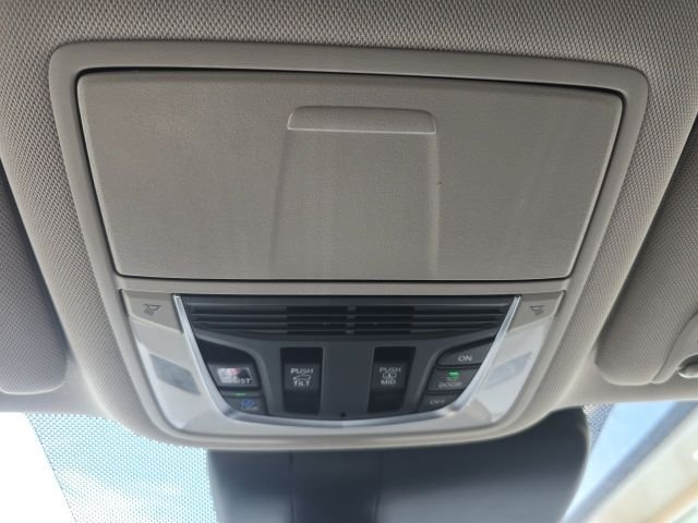 Used 2025 Black Acura Technology Package image 19