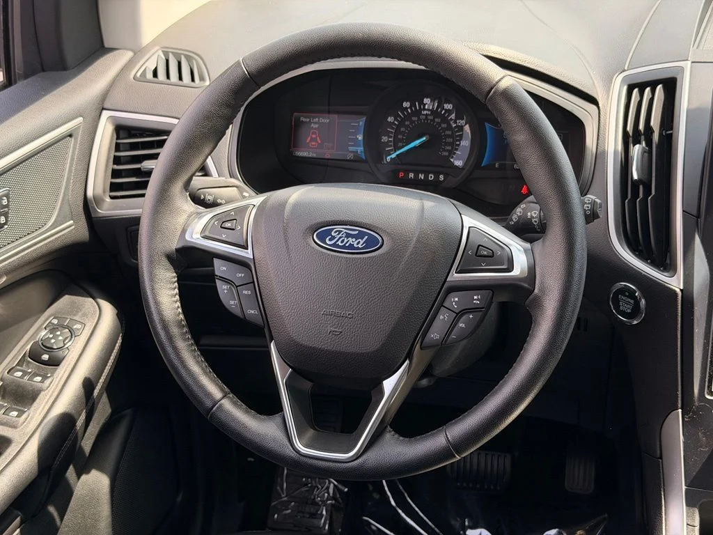 Used 2023 Blue Ford SEL image 21