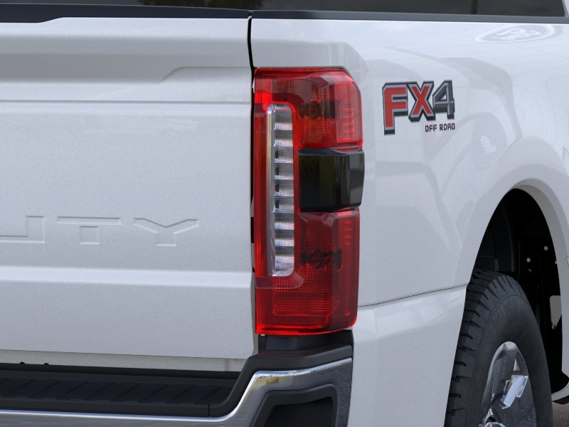 New 2026 Star White Metallic Tri-Coat Ford F-250® Lariat® image 21