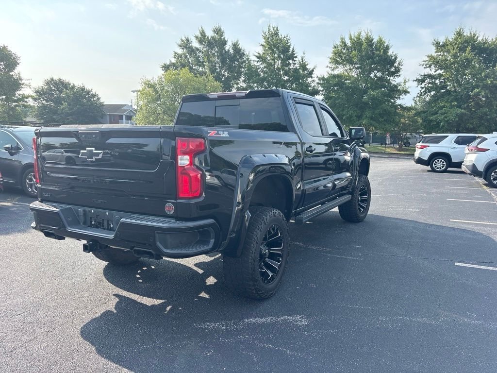Used 2022 Black Chevrolet RST image 3