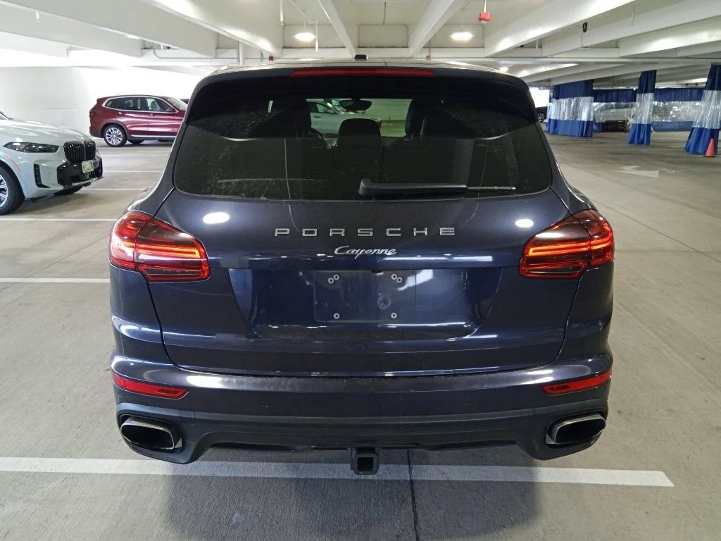 Used 2018 Purpurite Metallic Porsche Platinum Edition image 6