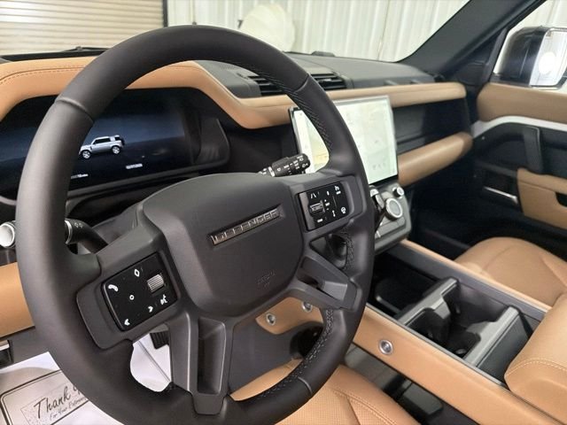 New 2026 Fuji White Land Rover S image 12
