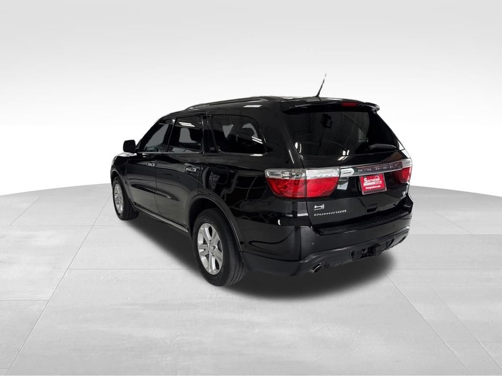 Used 2013 Black Dodge Crew image 3