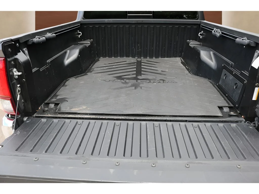 Used 2021 Gray Toyota SR5 image 9