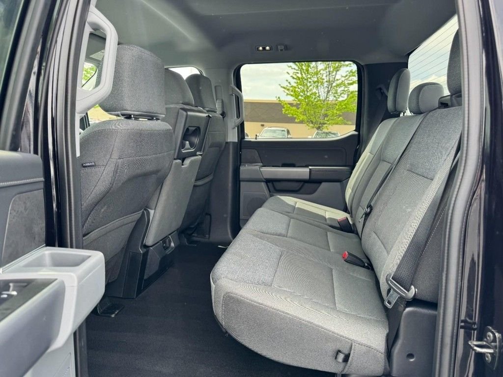 Used 2025 Black Ford XLT image 10