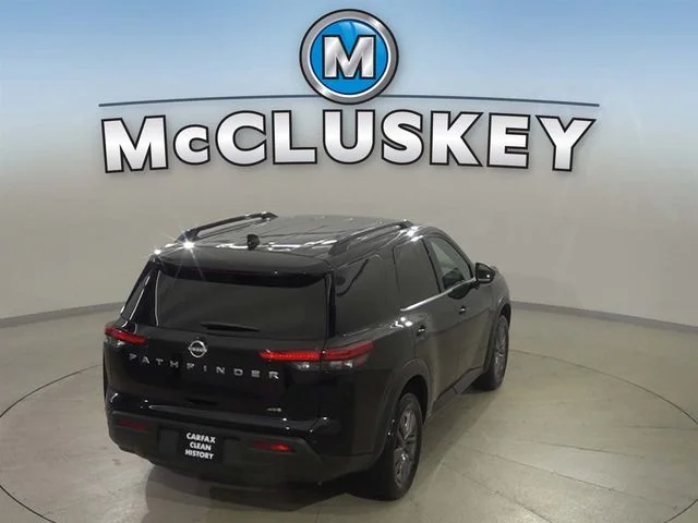 2025 Nissan Pathfinder SV - Photo 6