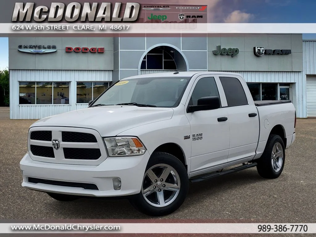 2016 RAM 1500 Express 4x4 Crew Cab 5'7" (Fleet)'s photo