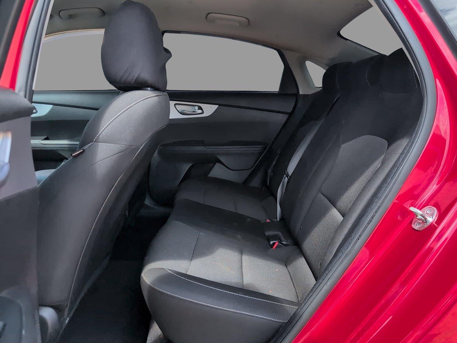 Used 2023 Currant Red Kia LXS image 19