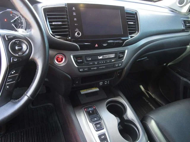 Used 2022 Crystal Black Pearl Honda RTL-E image 17