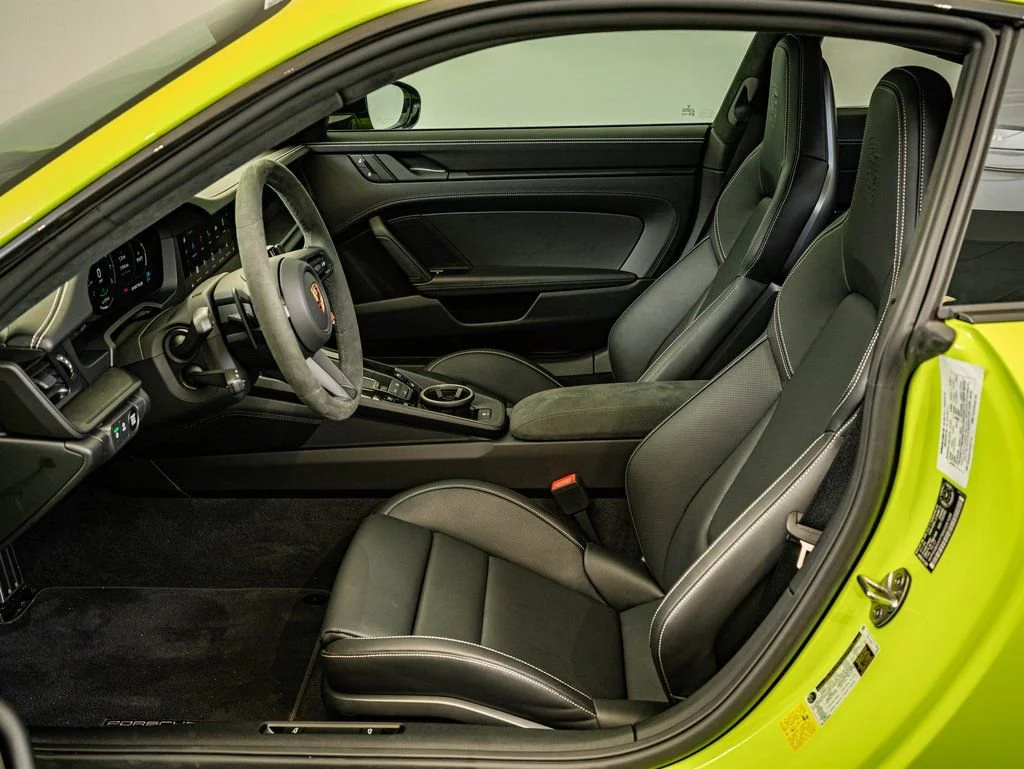 Used 2025 Green Porsche Carrera GTS image 5