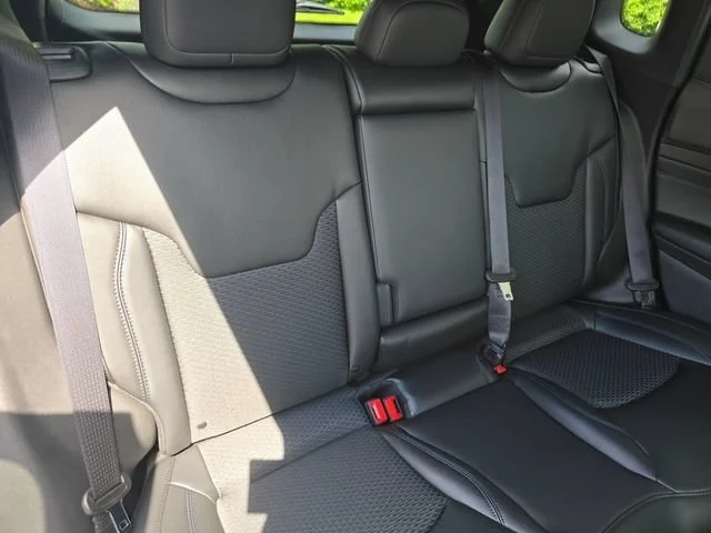 New 2026 Fathom Blue Pearl Coat Jeep Latitude image 29