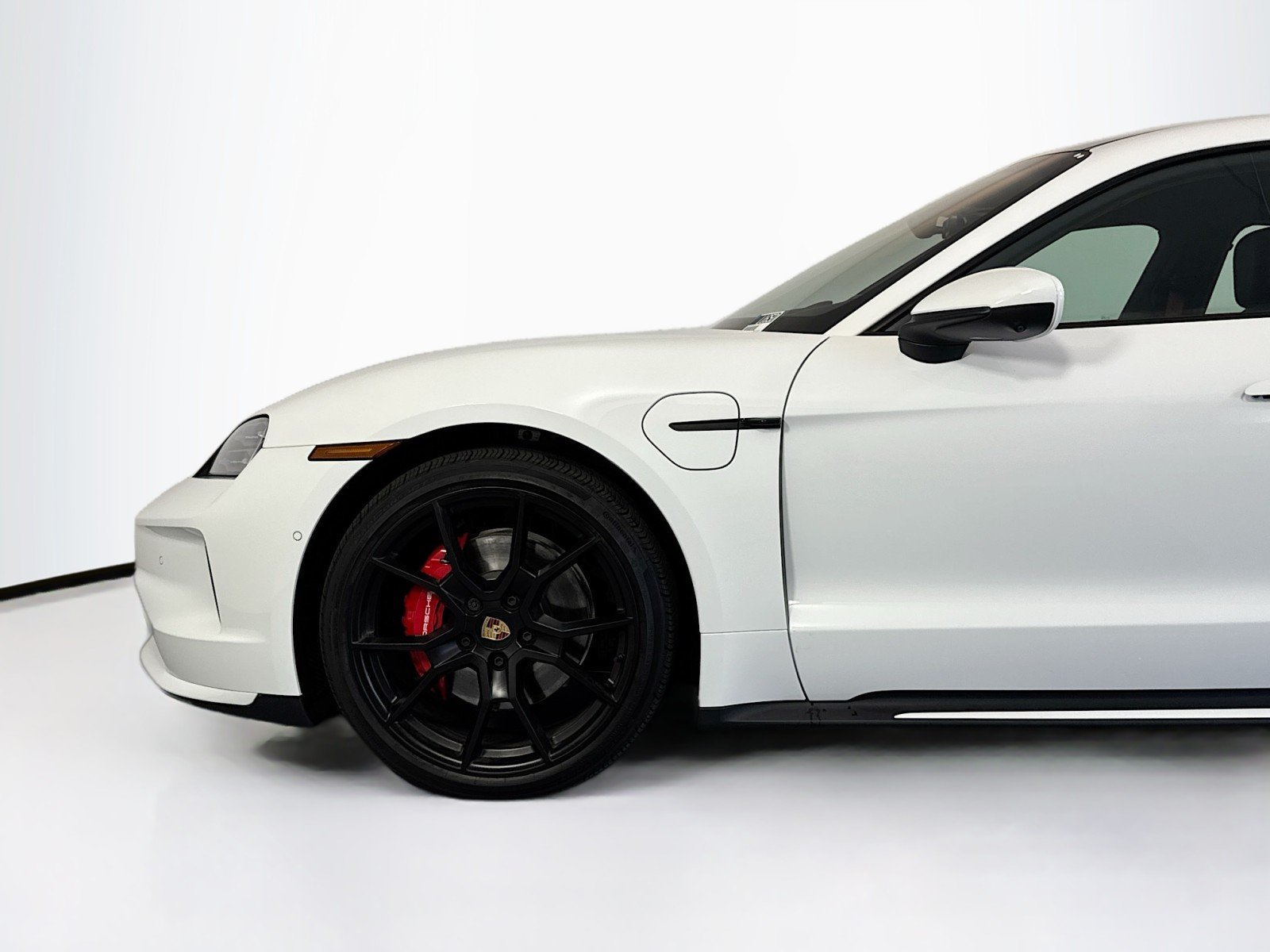2025 Porsche Taycan S - Photo 28