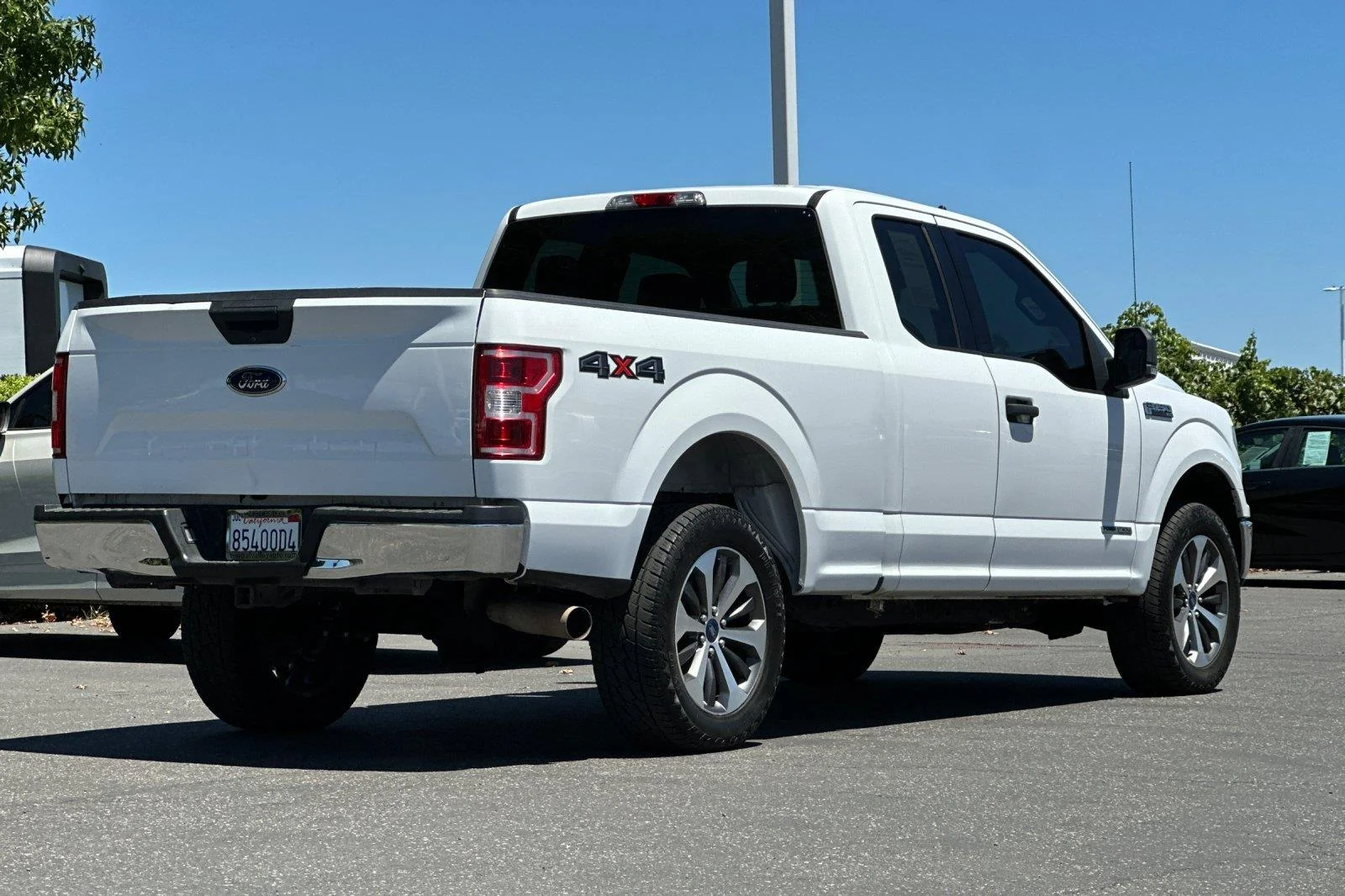 Used 2020 Oxford White Ford XLT image 4