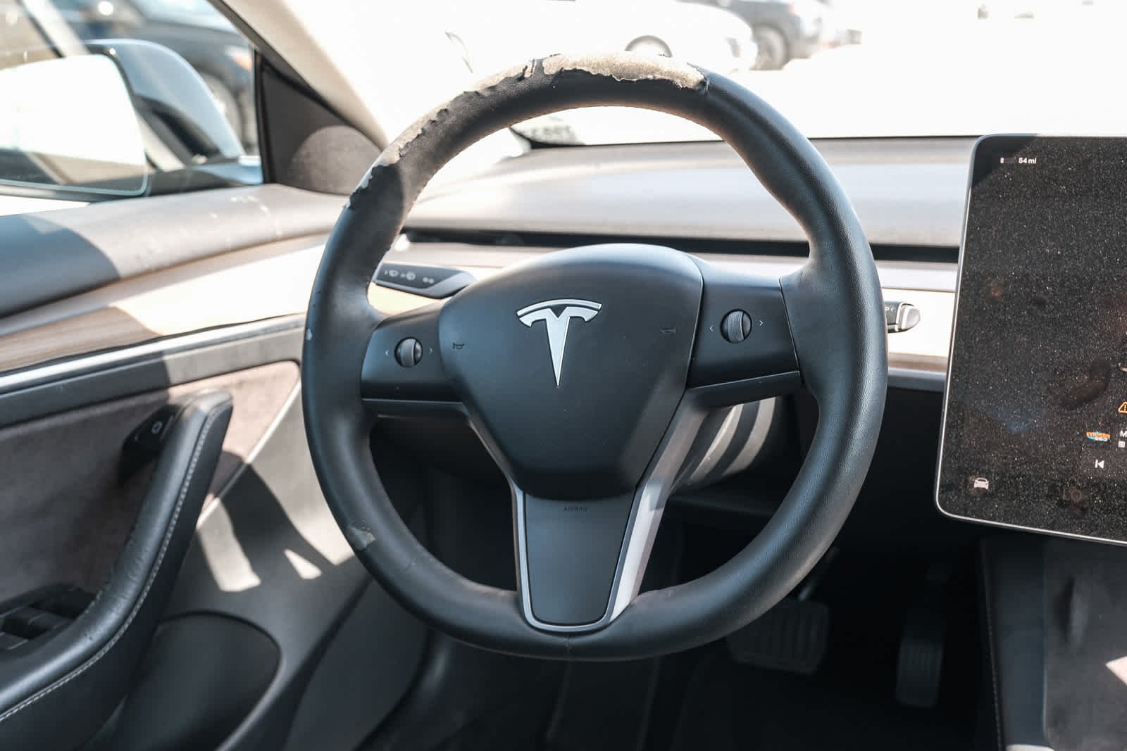 Used 2022  Tesla  image 15