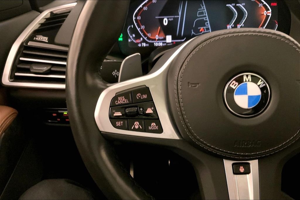 Used 2022 Mineral White Metallic BMW  image 18