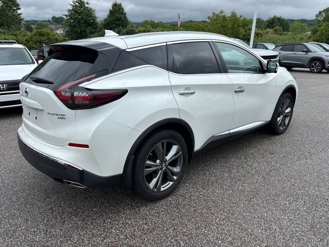 Used 2019 White Nissan Platinum image 3