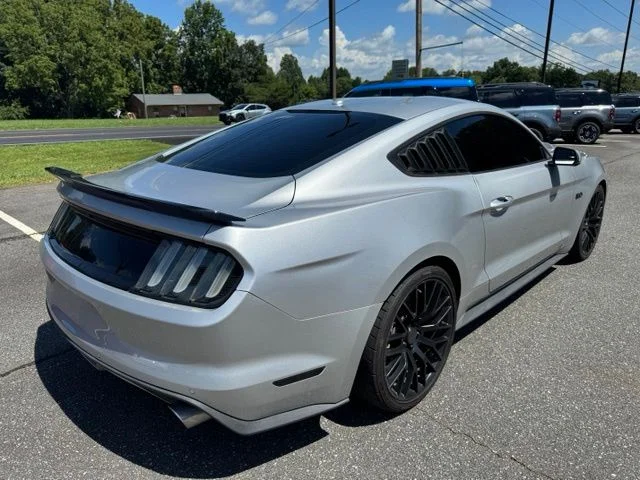 Used 2017 Silver Ford GT Premium image 8