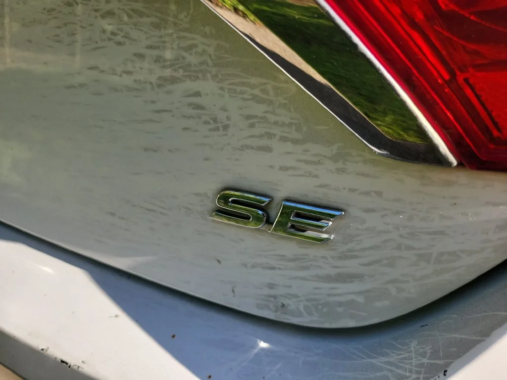 Used 2016 White Toyota SE image 10