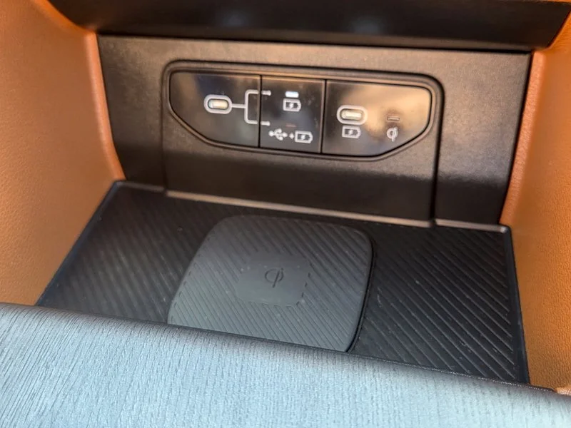 Used 2026 Black Kia X-Line image 37