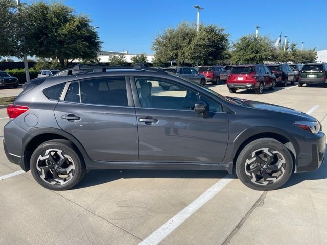 Used 2021  Subaru Limited image 2