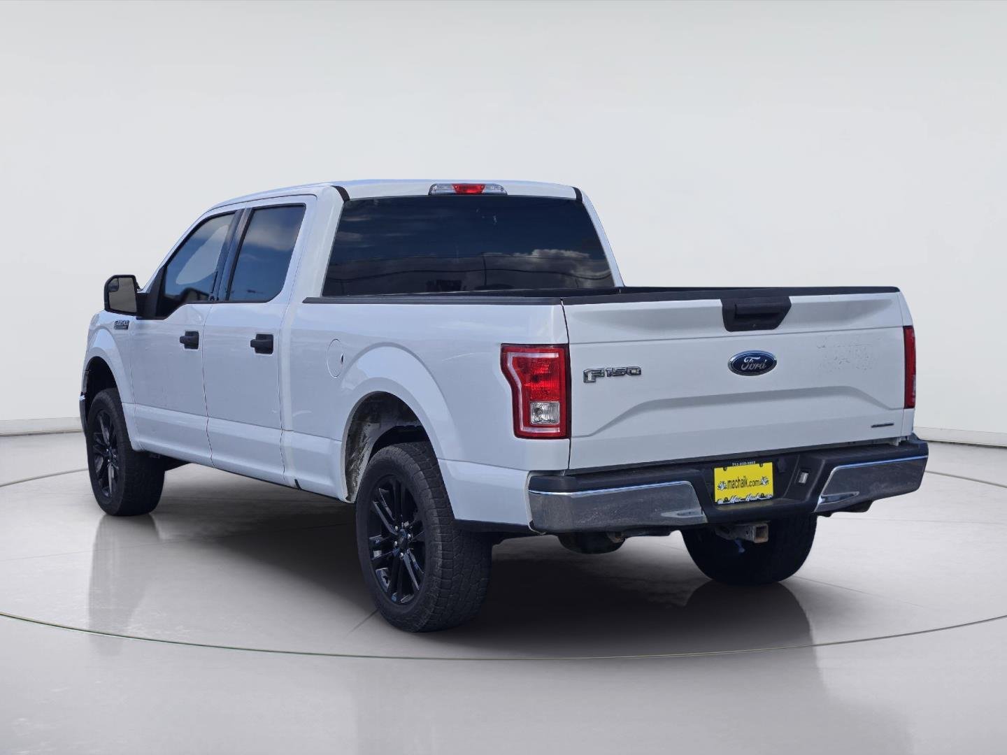 Used 2016 Oxford White FORD  image 6