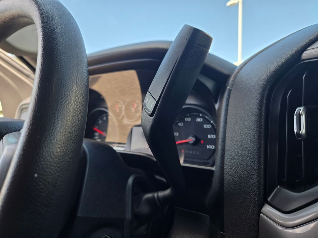 Used 2021 Silver Chevrolet Custom image 14
