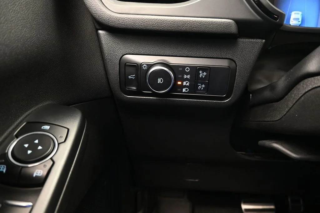 Used 2023 Blue Ford ST-Line Select image 27