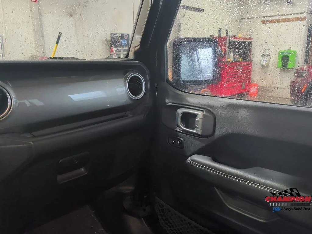 Used 2019 Black Jeep Unlimited Sahara image 20